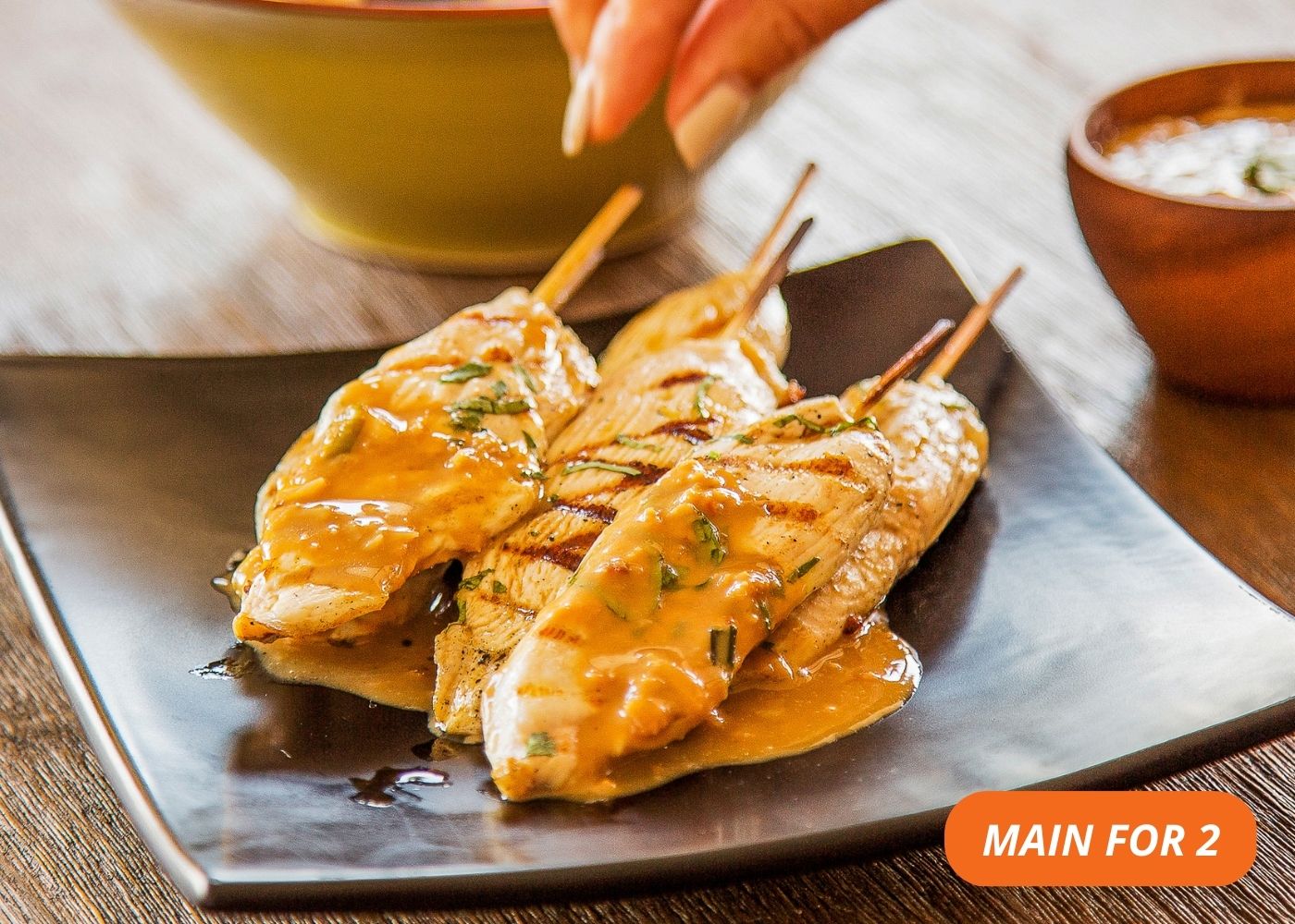 Satay chicken skewers w peanut sauce - RAW - 8 pack