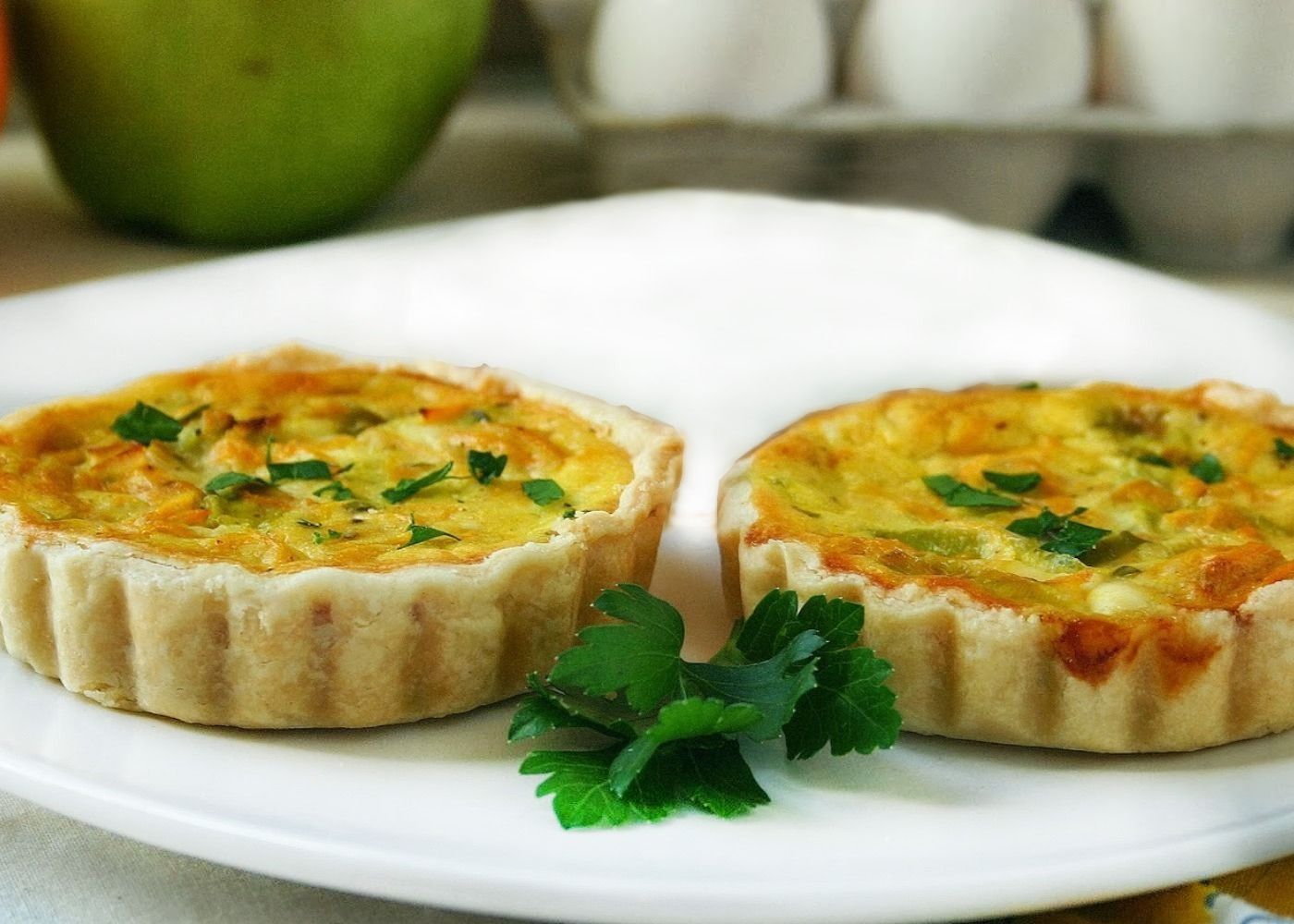 Three cheese + leek quiche (2pk) - 1 serve
