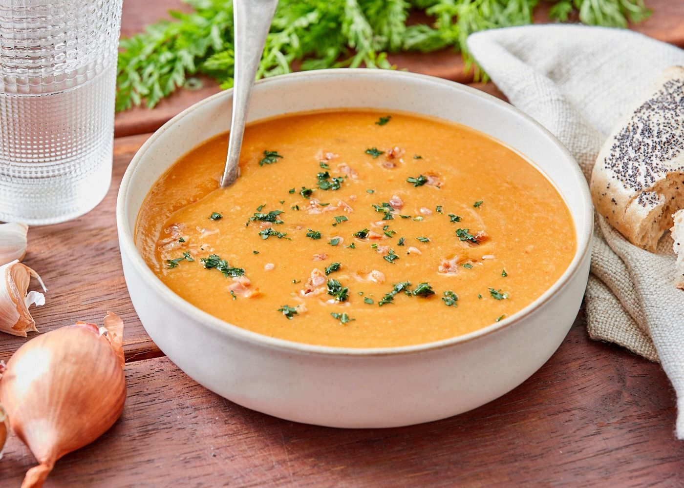 Bacon, tomato + vege soup