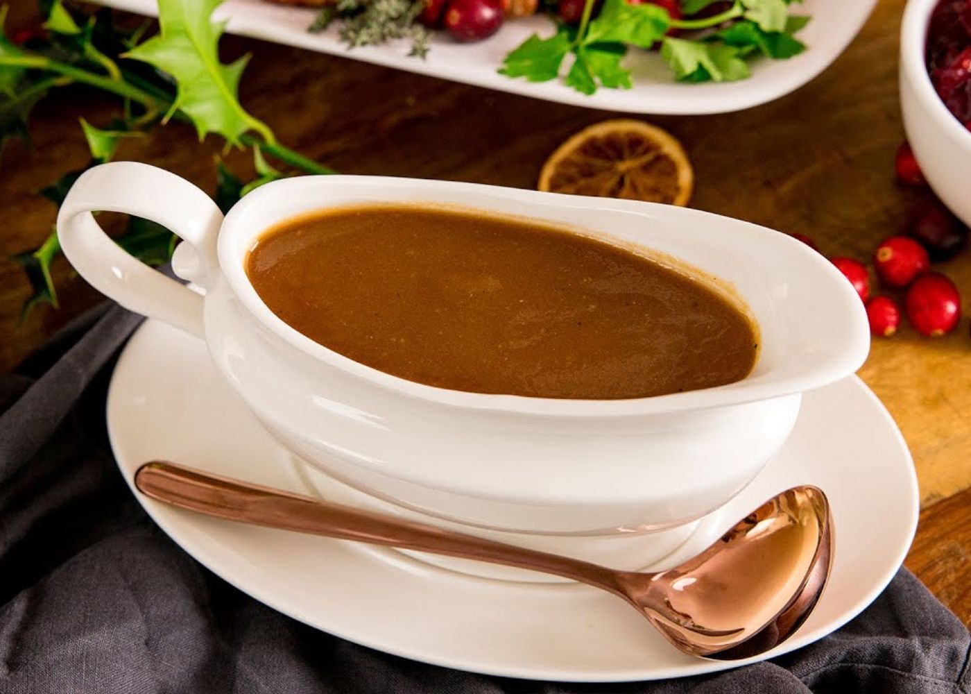 Christmas gravy - serves 8