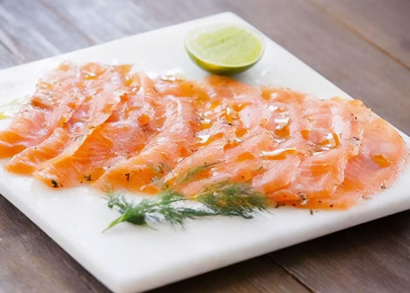 Vodka cured gravlax - serves 4