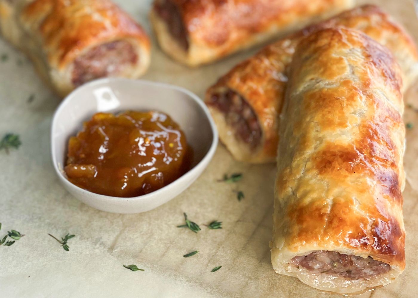 Italian pork mini sausage rolls - 8 serves