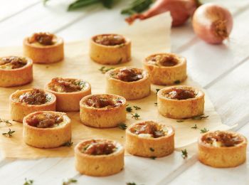 Goats cheese tarts w caramelised onion - 12 serves