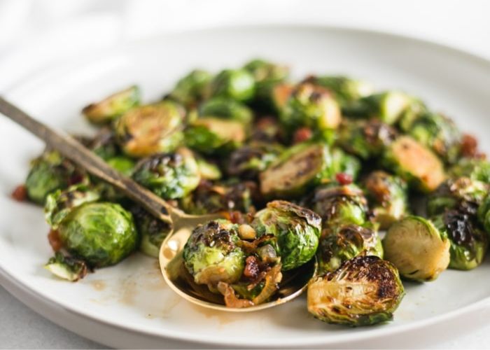 Roast Brussel sprouts w bacon - 4 serves