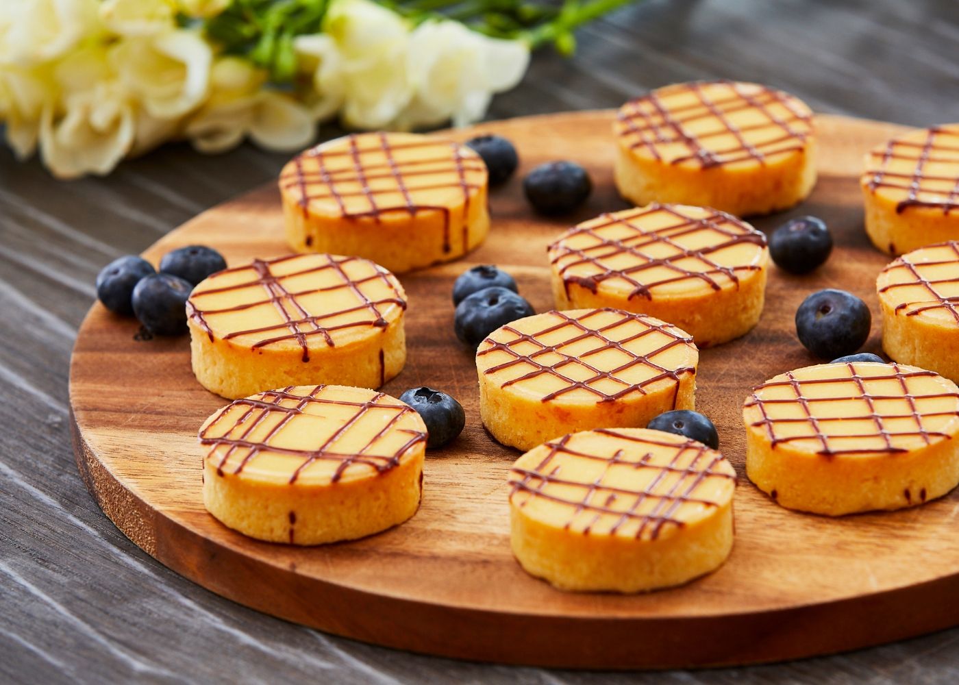 COUPLES: 5 Night Gourmet Box With Dessert